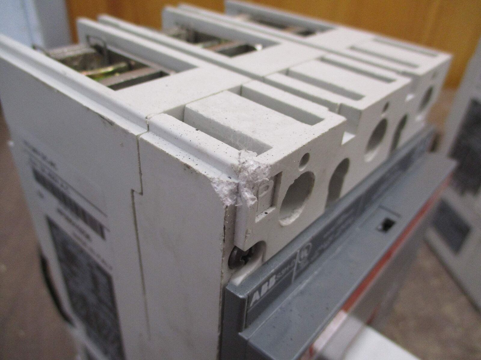 ABB Sace S3 Circuit Breaker S3H-D 225 480V 225A 3P Used