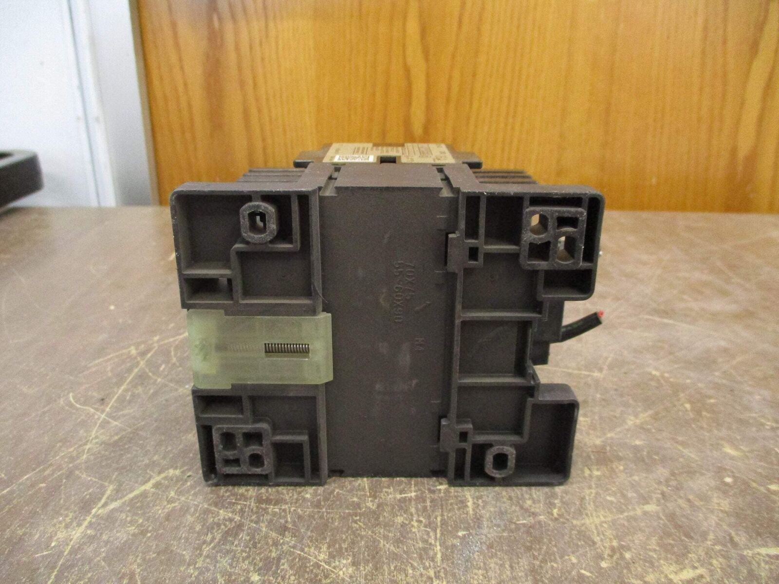 Fuji Electric Contactor SC-N3 Z408 200-230V Coil *Chipped Corner* Used