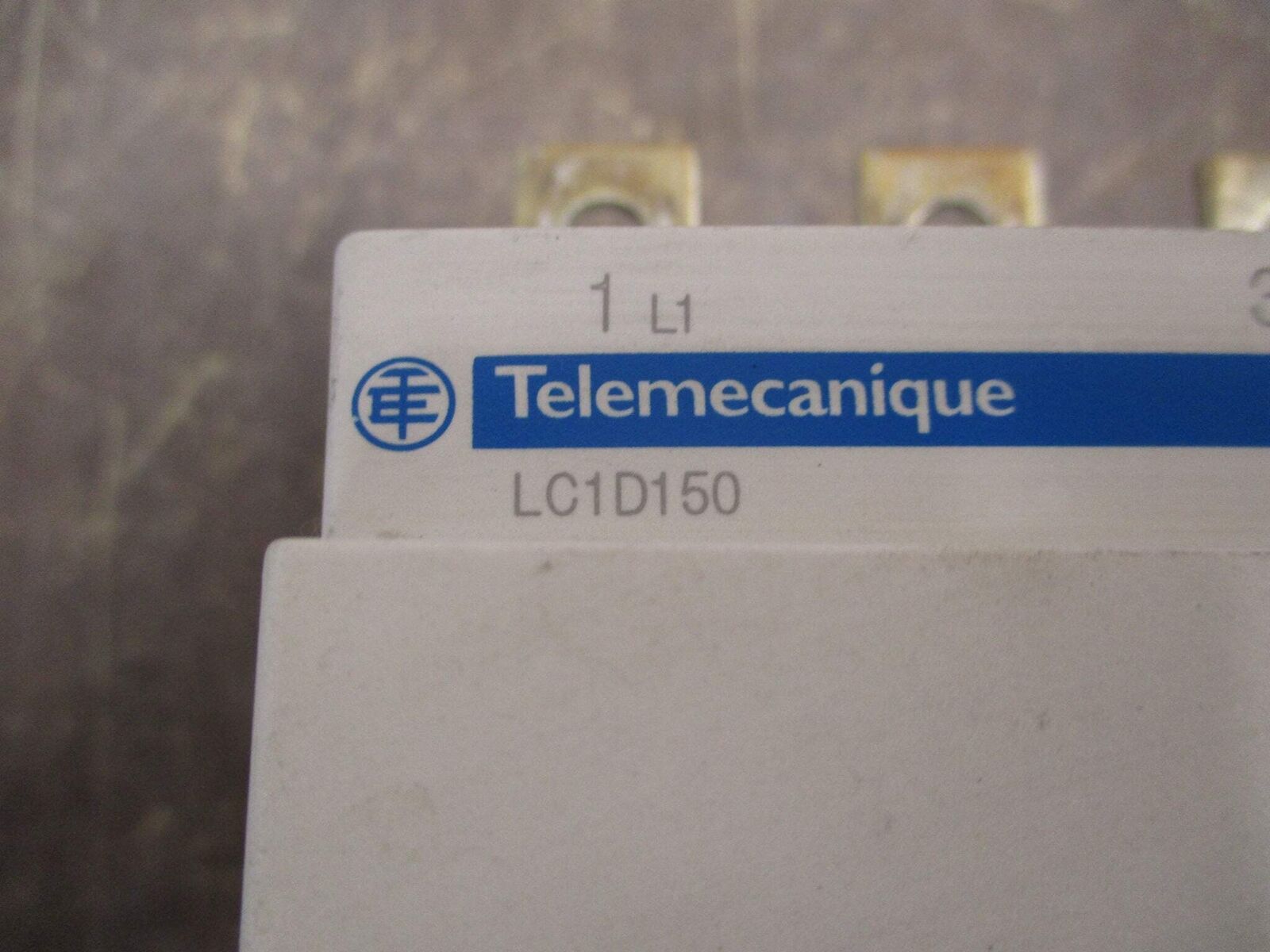 Telemecanique Contactor LC1D150 120V Coil 160A 600V (1) Aux Contact w/ Cover