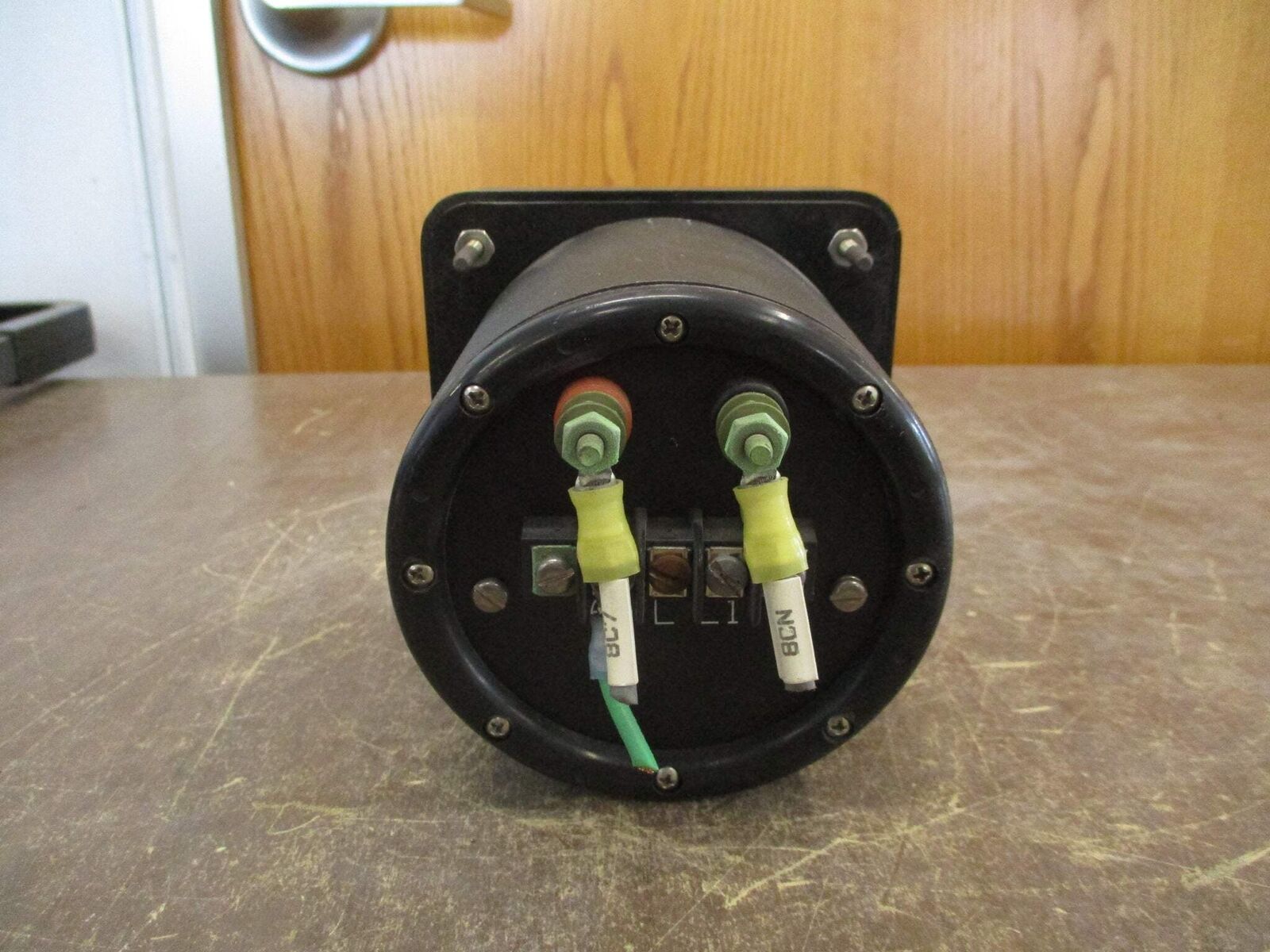 Electro Industries AC Ammeter Panel Meter FAA5-600.0 10A 135VAC 47-440Hz Used