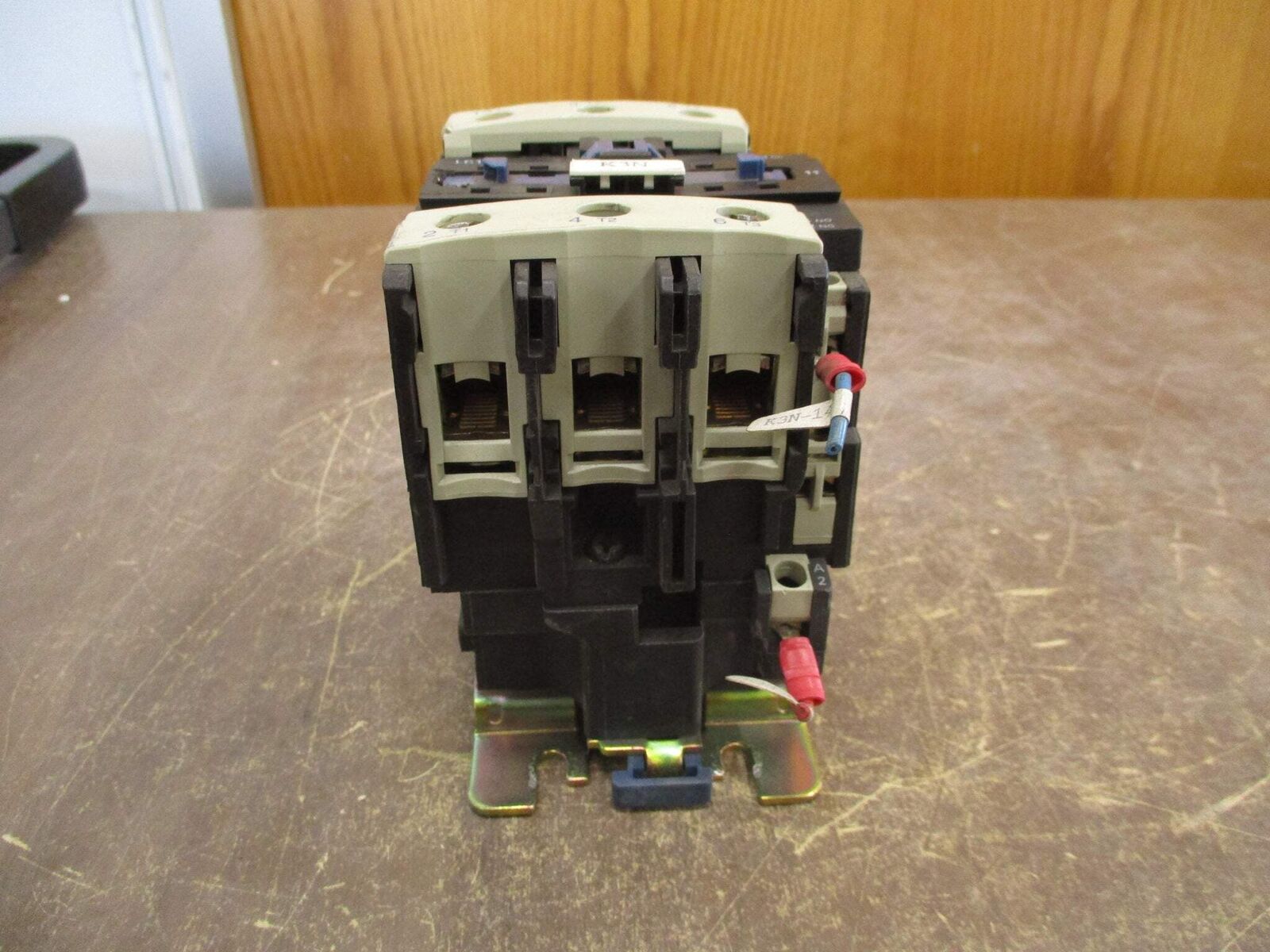 Telemecanique Contactor LC1 D8011 120V Coil 110A 600V Used