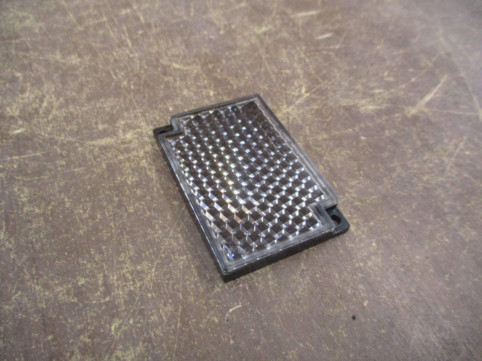 Square D Reflector 9006 PER5 Ser. A 40.3 x 59.9 mm Used