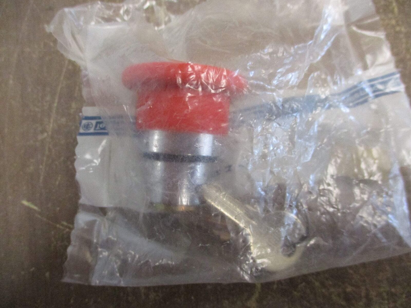 Telemecanique Key Switch Head ZB2-BS14 New Surplus