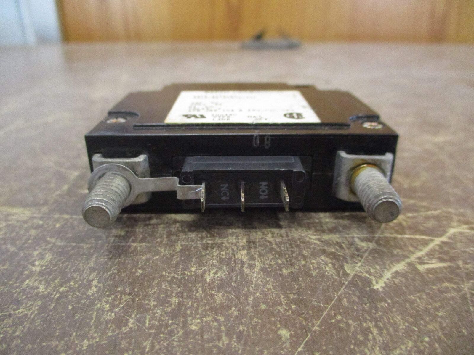 Eaton Heinemann DC Circuit Breaker AM1R-Z753-11 AM1R-B2-AC97D-A52 80A 65VDC 1P