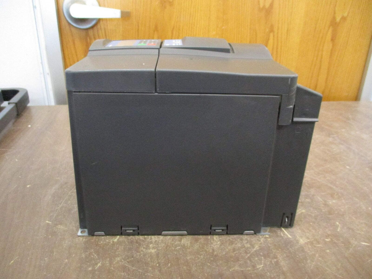 Siemens SED2-5.5/22X AC Drive 6SE6436-2UC25-5CA0 7.5HP 3Ph w/ Keypad Used