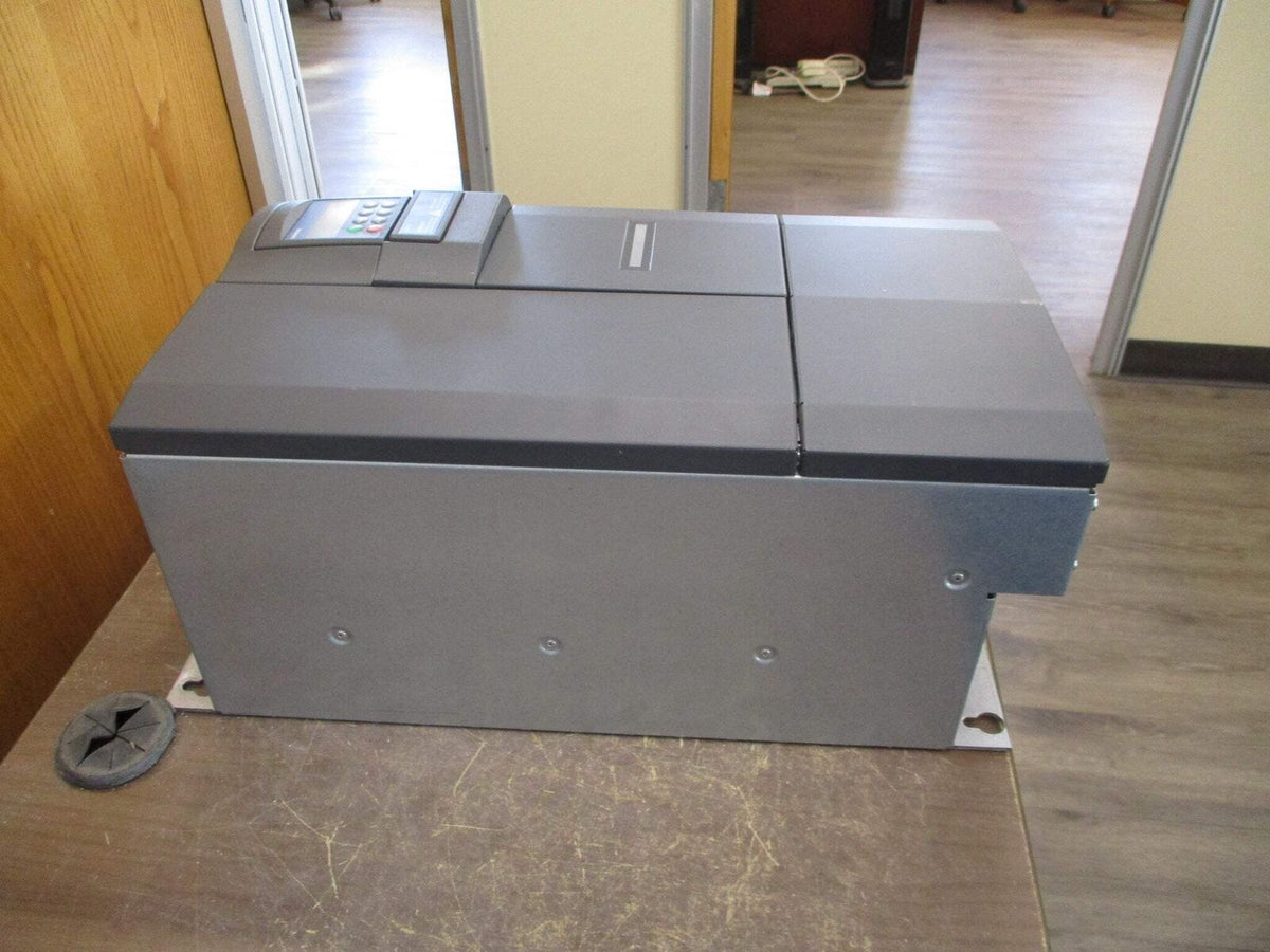 Siemens SED2-15/22X AC Drive 6SE6436-2UC31-5DA0 20HP 3Ph w/ Keypad Used