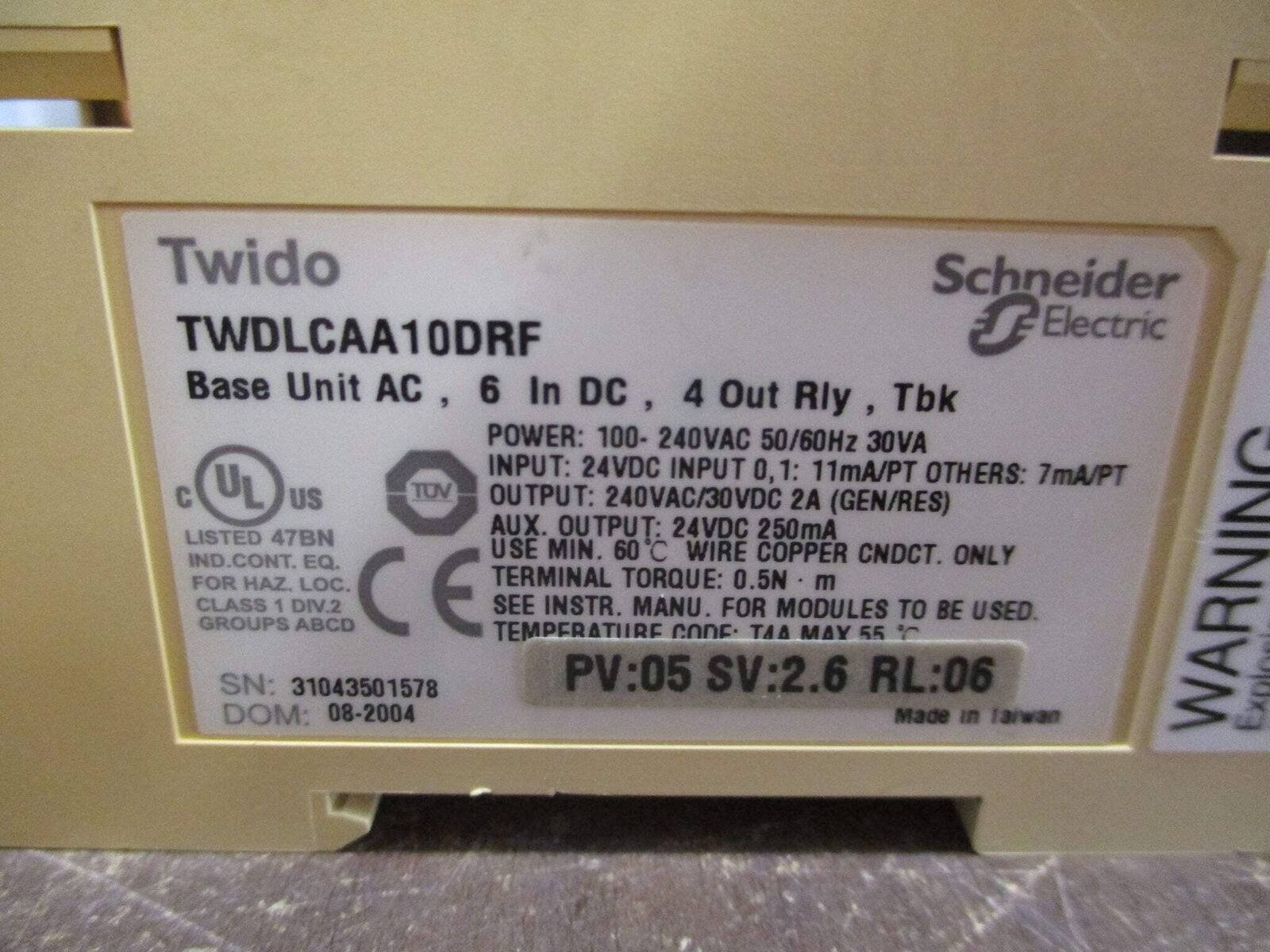 Telemecanique Twido Base Unit TWDLCAA10DRF 6 in DC 4 out Relay Used