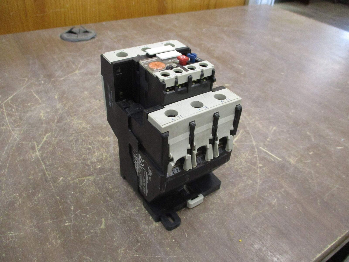 Telemecanique Solid State Overload LR2 D3561 Trip: 55-70A w/ DIN-Rail Adapter Us
