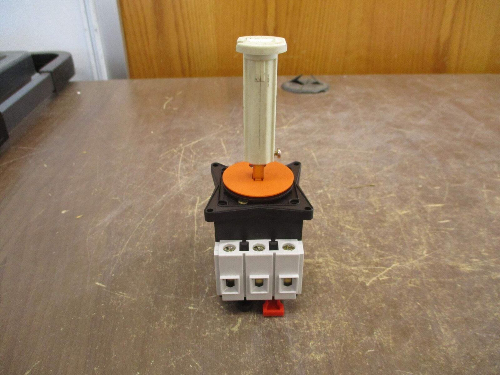 Telemecanique Disconnect Switch V1 20A 600V *No Handle* Used