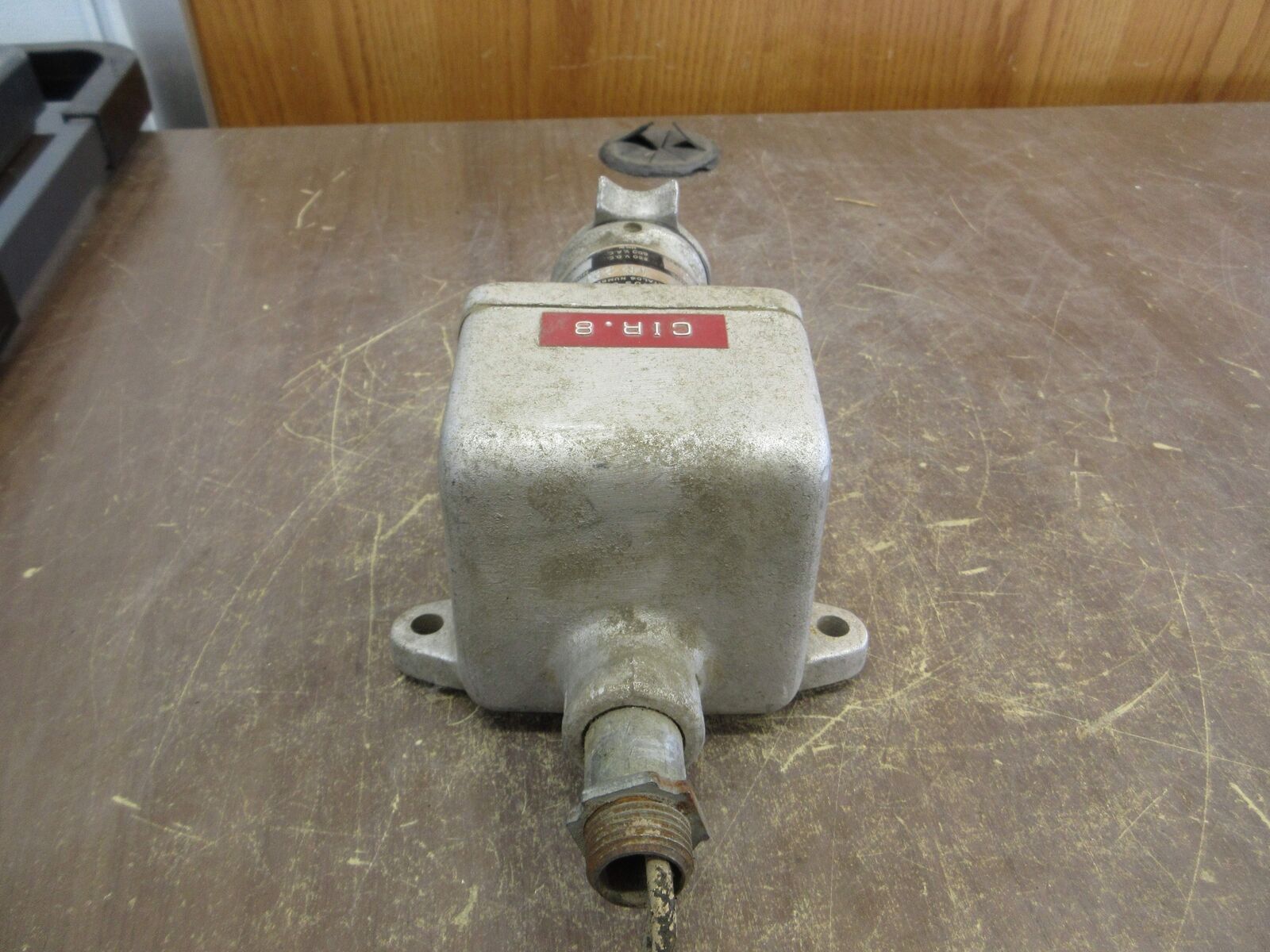 Crouse-Hinds Arktite Receptacle AR-221 20A 600V w/ Base Used