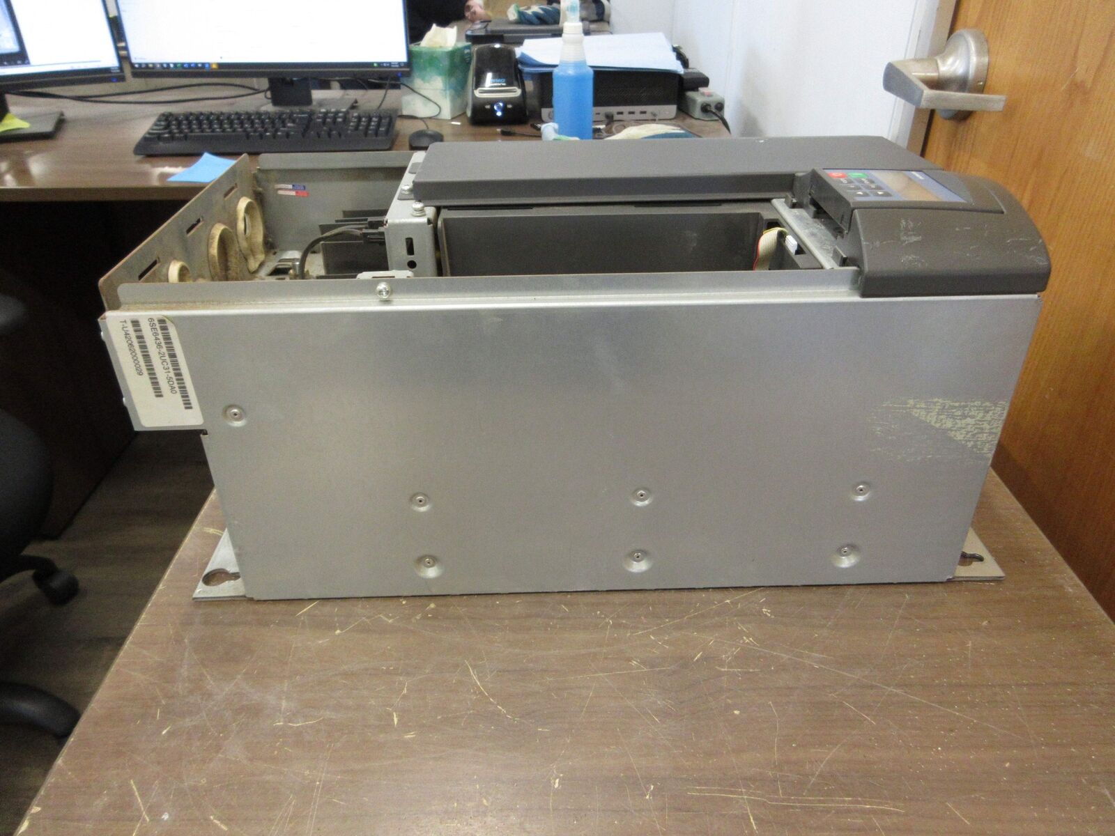 Siemens SED2-15/22X AC Drive 6SE6436-2UC31-5DA0 20HP 3Ph w/ Keypad *No Cover*