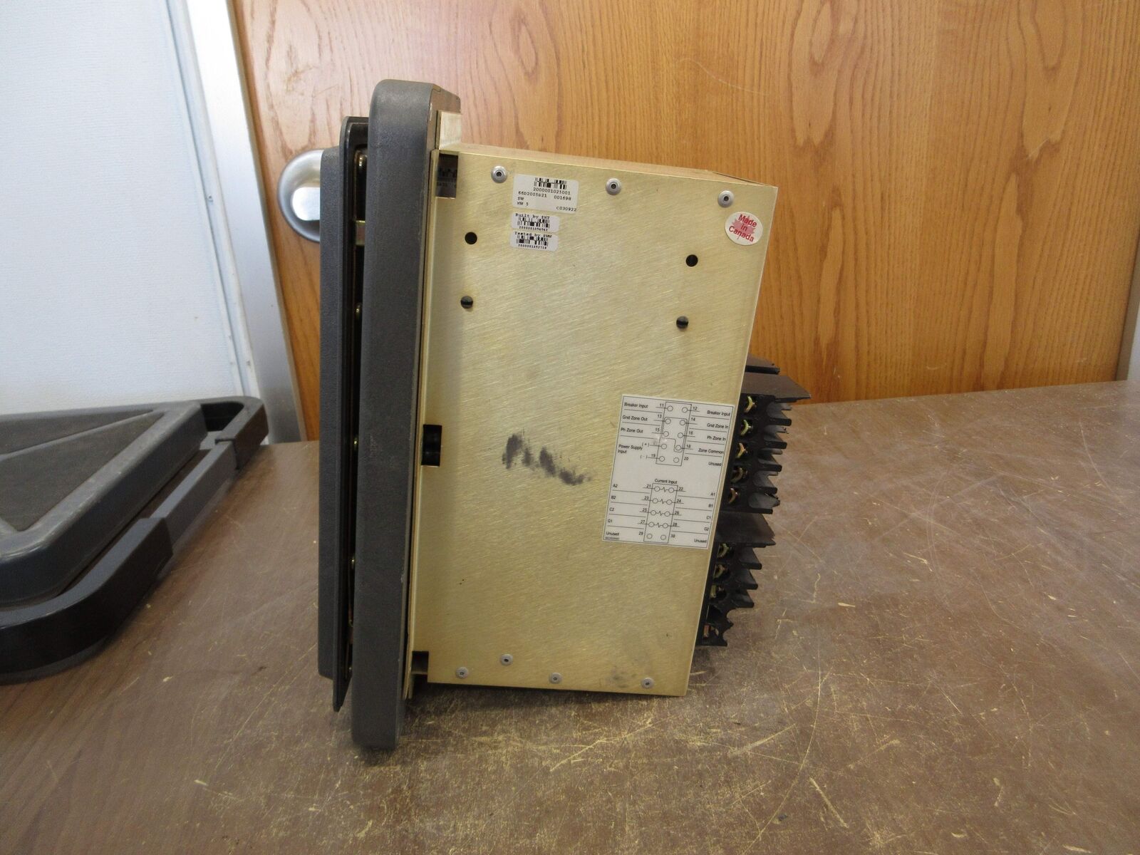 Cutler-Hammer Digitrip 3000 66D2005G21 *Broken Terminal* Used