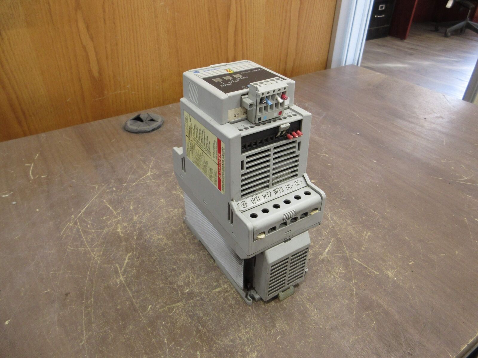 Allen-Bradley Speed Controller 160-BA03NSF1 Ser. C FRN: 7.05 Analog S.F. 1HP 3Ph