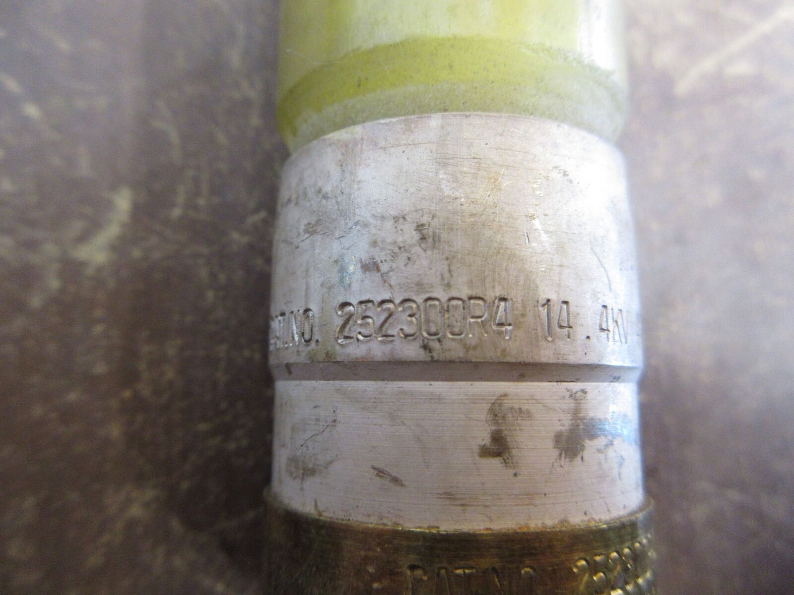 S&C SM-4 Fuse Refill 252300R4 200E 14.4kV Used