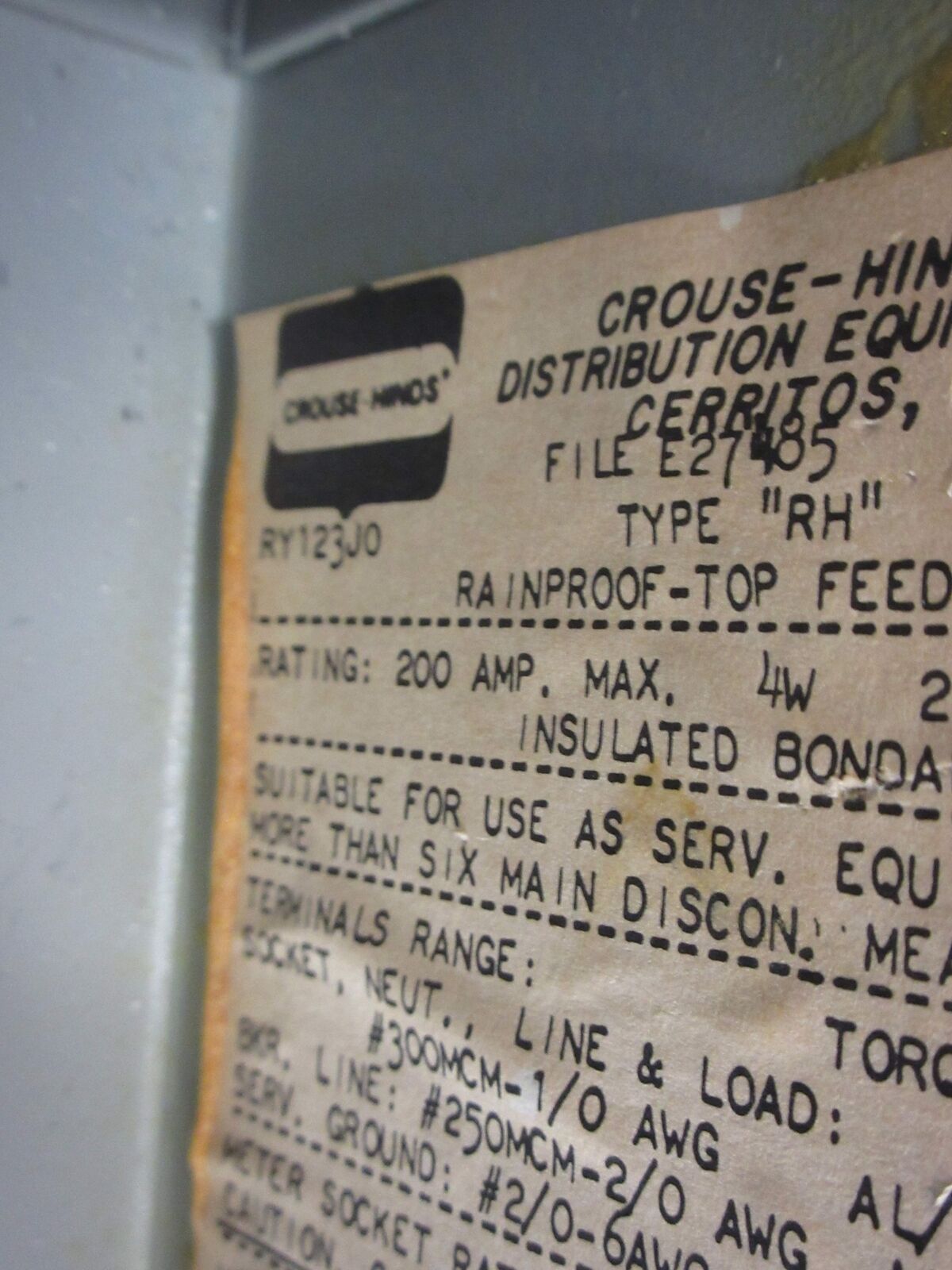 Crouse-Hinds Type RH Meter Main RY123J0 200A 240V 4W 3Ph 200A Breaker Used