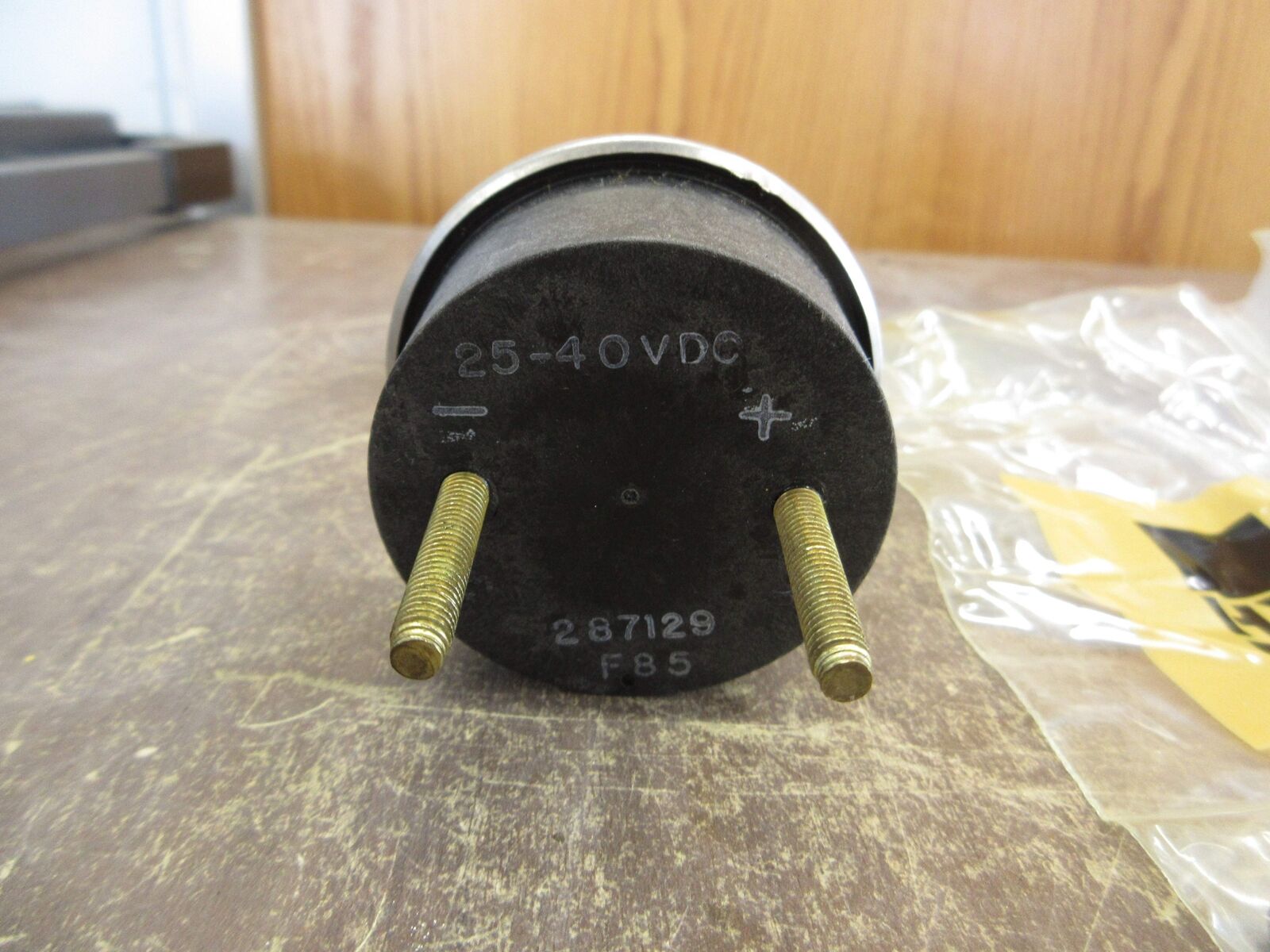 Hyster Battery Gauge 287129 25-40VDC New Surplus