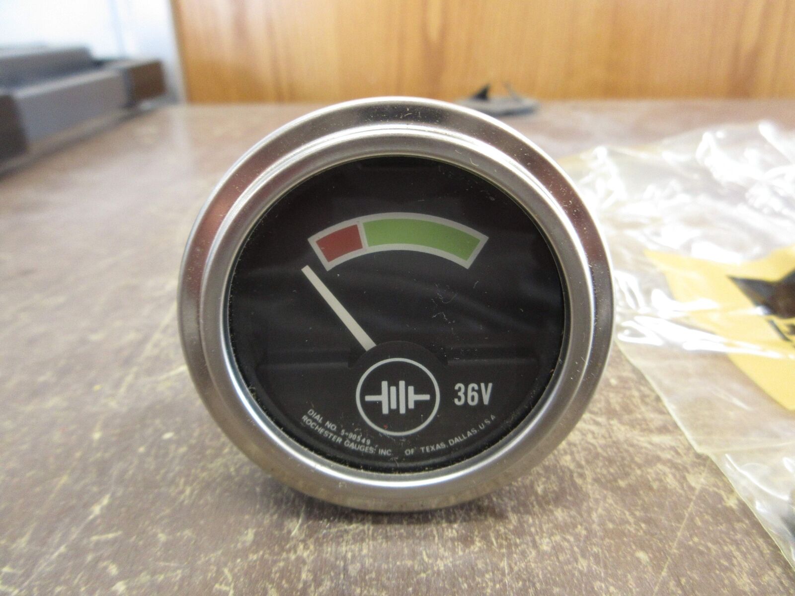 Hyster Battery Gauge 287129 25-40VDC New Surplus