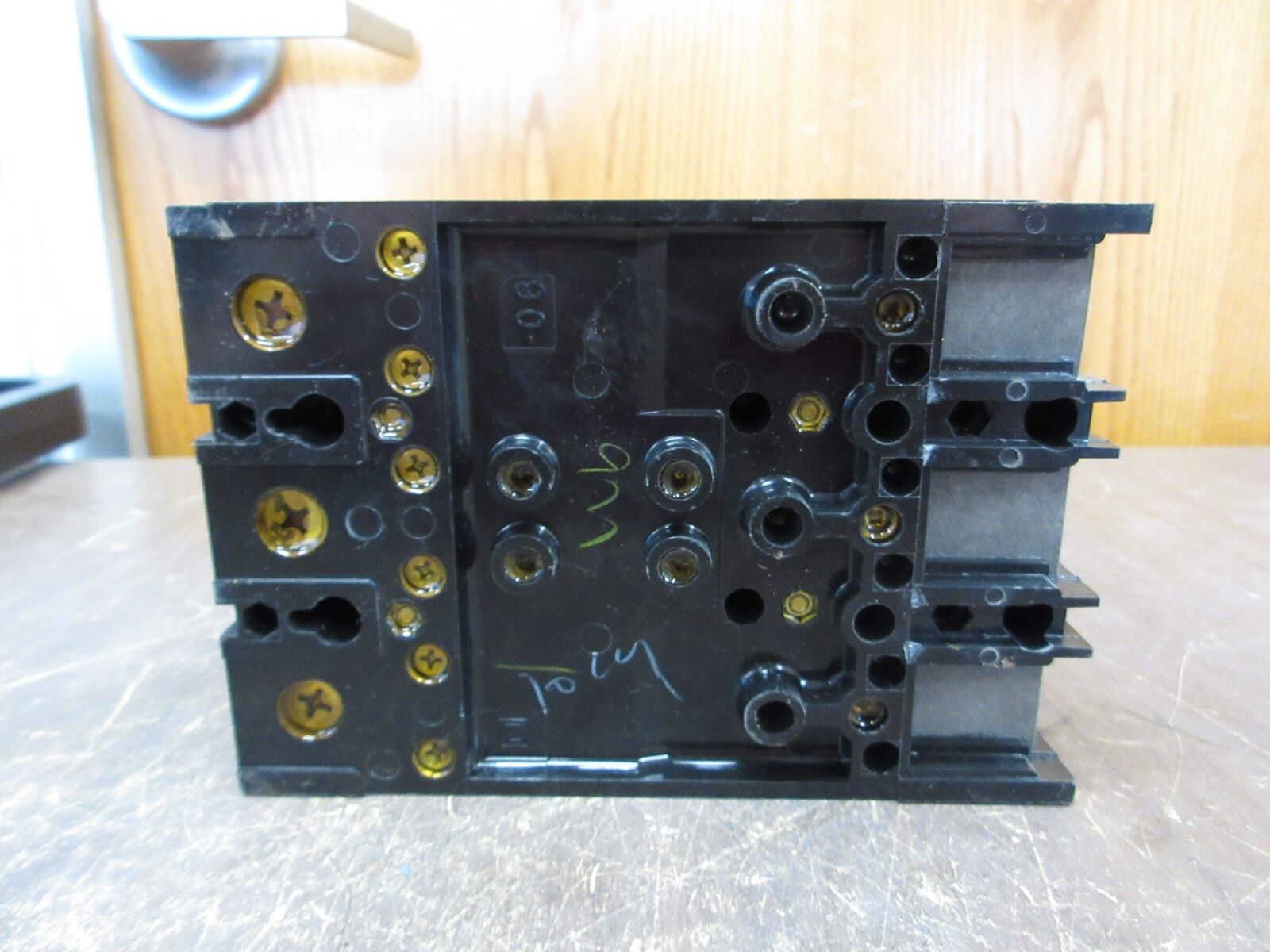 Square D Circuit Breaker Q2M3125MT 125A 240V 3P Used