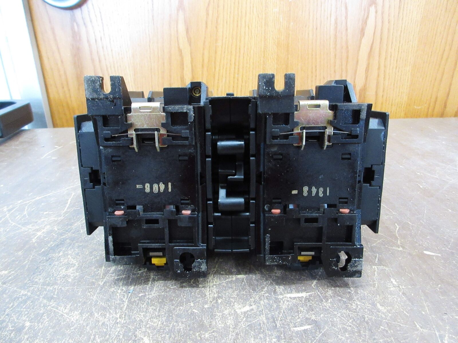 GE Reversing Contactor CR7CG 24V Coil 45A 600V (2) Aux Contact Blocks Used