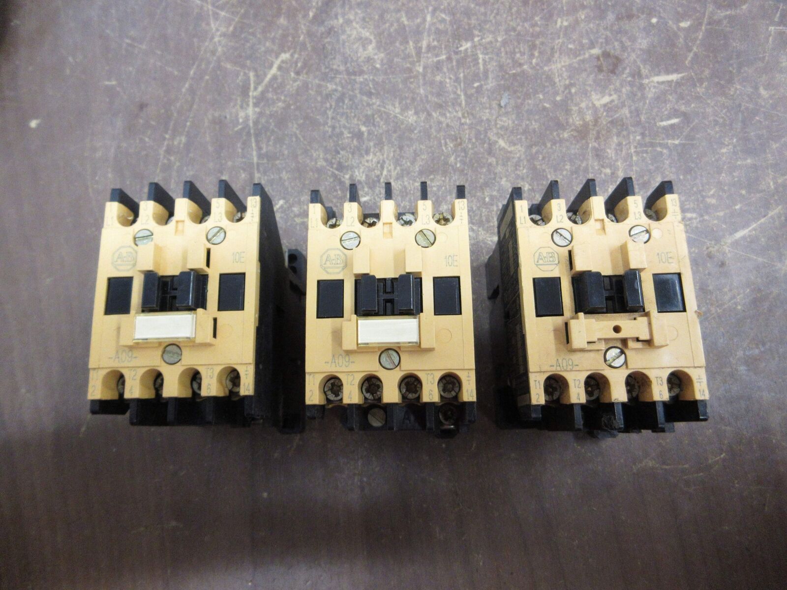 Allen-Bradley Contactor 100-A09ND3 9A 600V 120V Coil *Lot of 3* Used