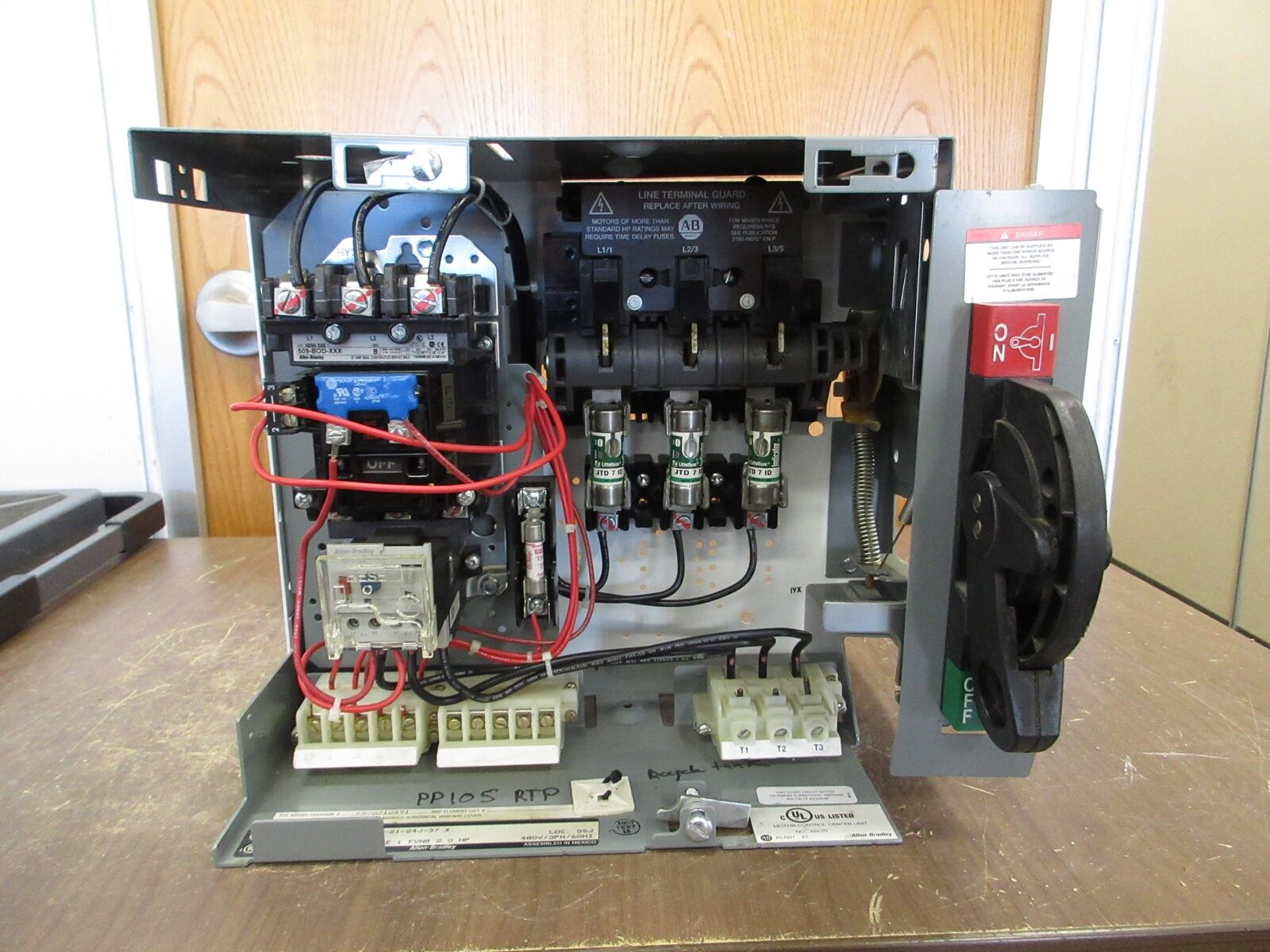 Allen-Bradley Size 1 MCC Bucket 2112B-BDBD-7FEEC-17-21-24J-37 X 480V 3Ph 60Hz