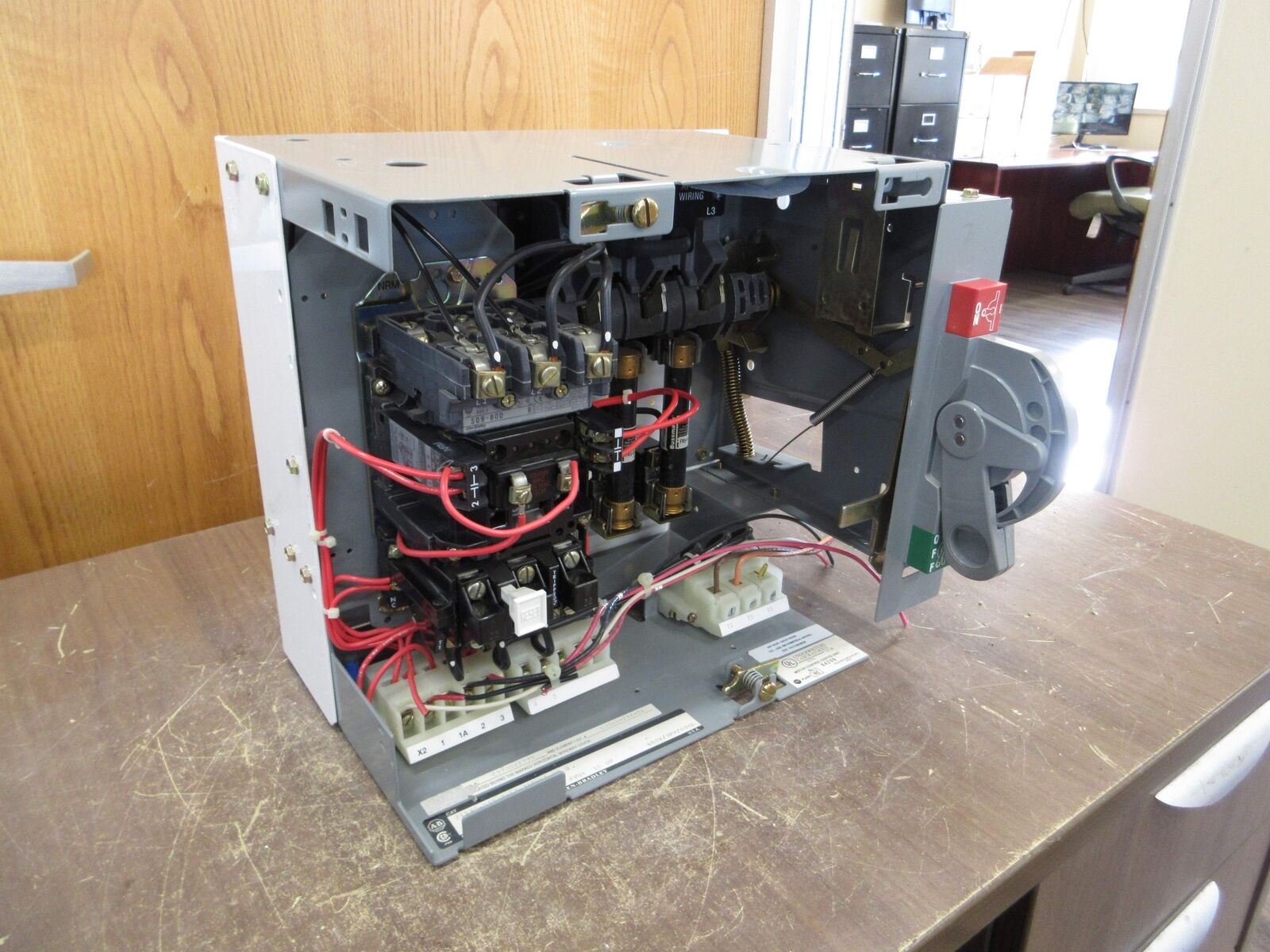 Allen-Bradley Size 1 MCC Bucket 2112B-BAB-3-6S-24R-41-90 0 480V 3Ph 60Hz Used