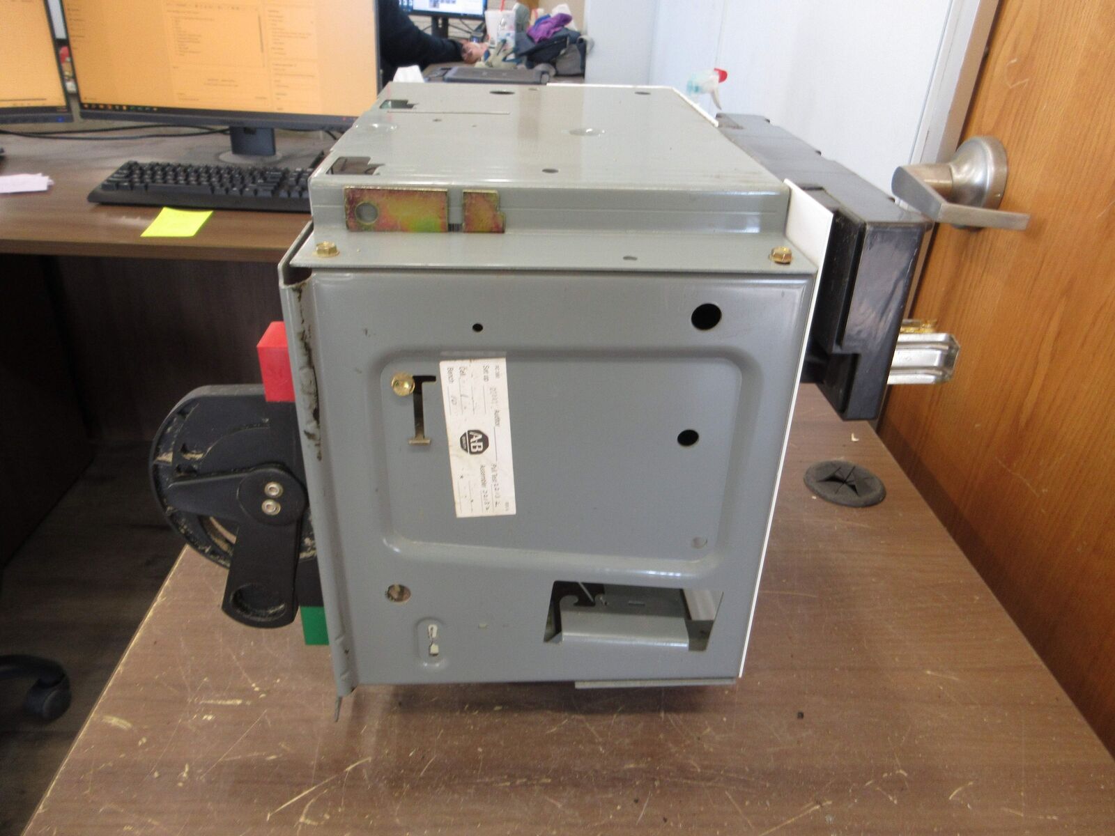 Allen-Bradley Size 1 MCC Bucket YUGWQY923/1AR 480V 3Ph 60Hz 120V Coil