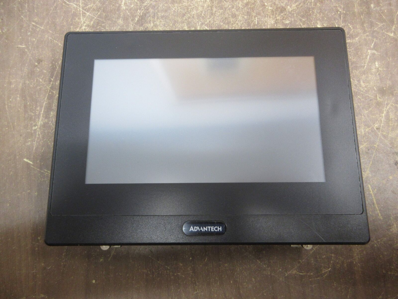 Advantech Operator Panel WOP-2070K-S1AE 24VDC 0.6A Used