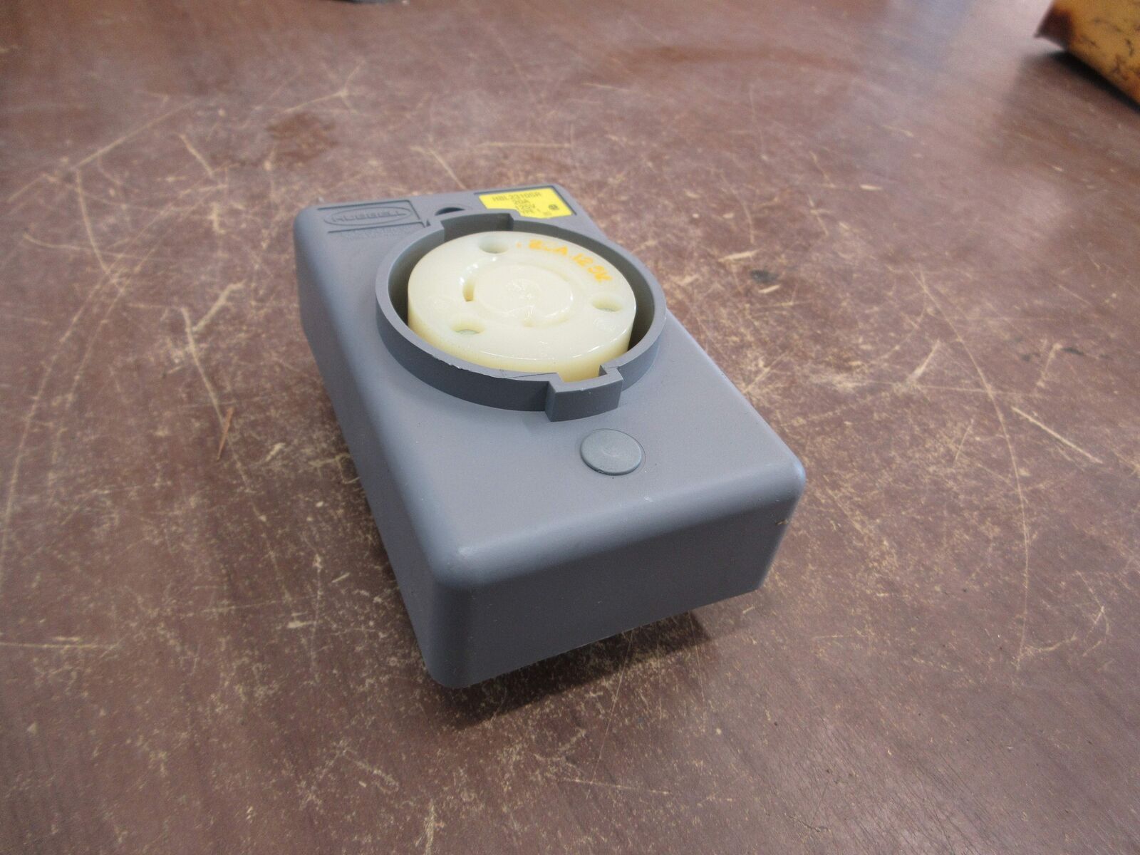Hubbell Safety-Shroud Twist-Lock Receptacle HBL2310SR 20A 125V 2P 3W New Surplus