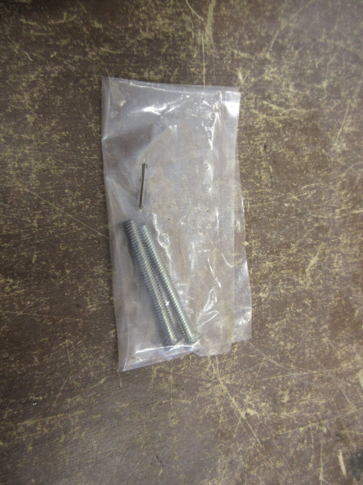 Hubbell Safety-Shroud Twist-Lock Receptacle HBL2310SR 20A 125V 2P 3W New Surplus