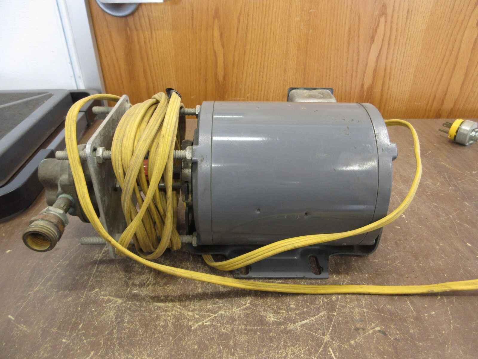Dayton Teel Pump 1P782 1/3HP 1725RPM 115V 60Hz 1Ph Used