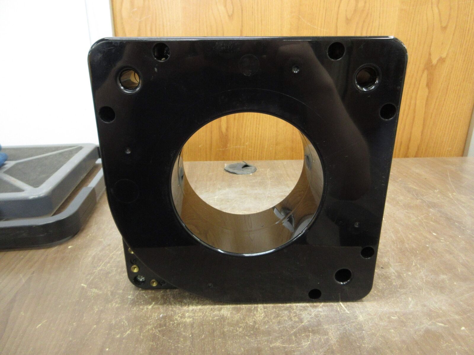 ABB SAB-1-MR Current Transformer 923A329G79 Ratio 3000:5A 600V 25-400Hz *No Box*