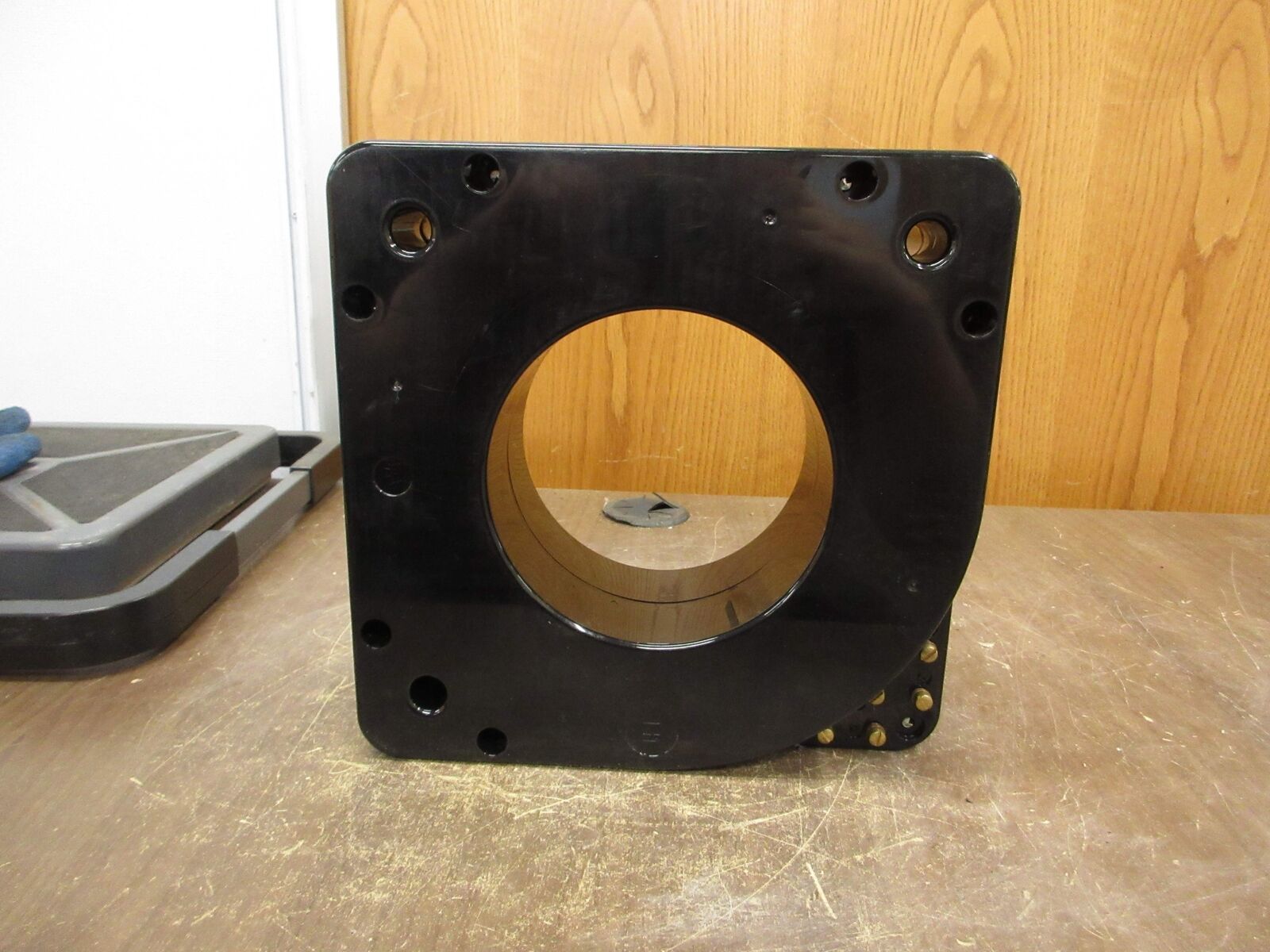 ABB SAB-1-MR Current Transformer 923A329G79 Ratio 3000:5A 600V 25-400Hz *No Box*