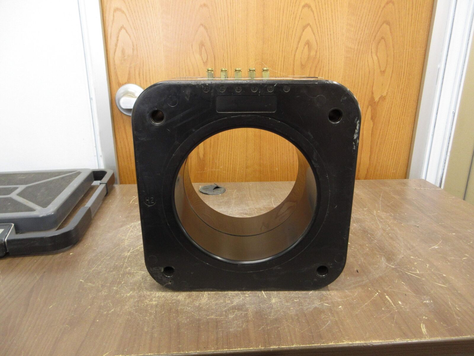 Instrument Transformers Current Transformer 143-122MR Ratio 1200:5A 600V Used