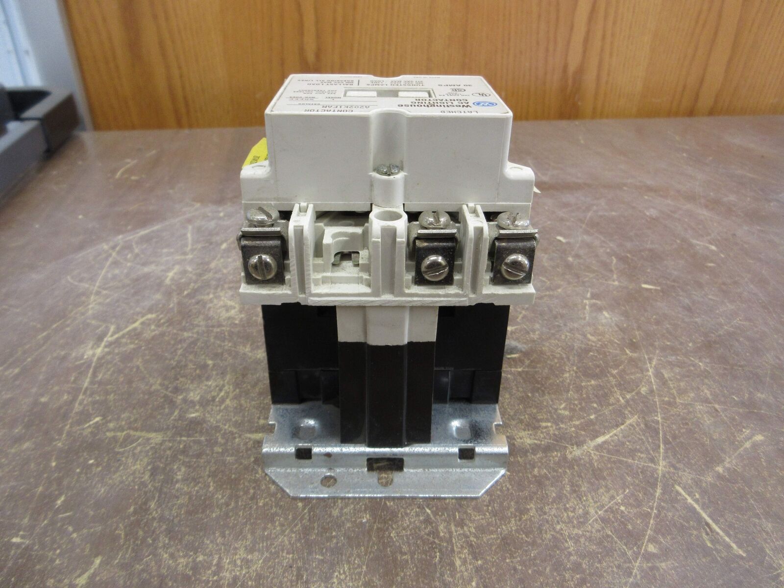 Westinghouse AC Lighting Contactor A202K1FAM 120V Coil 30A 600V Used