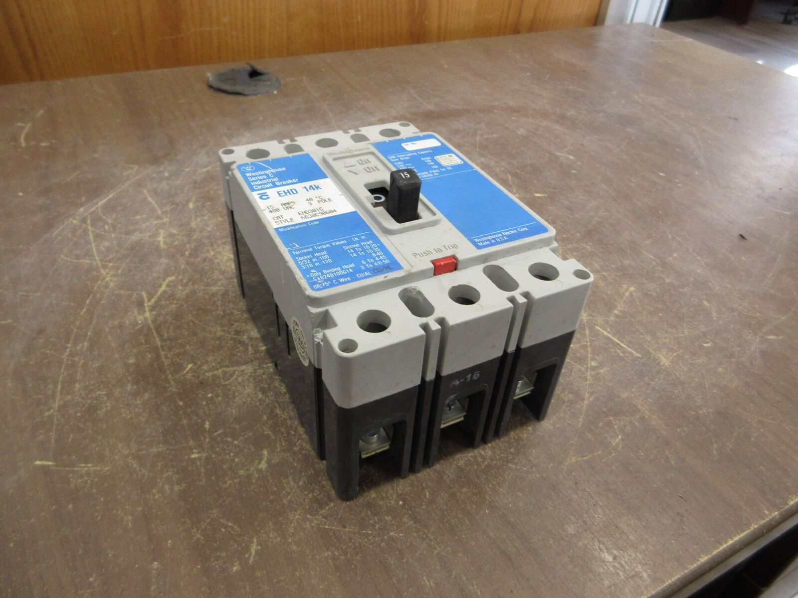 Westinghouse Circuit Breaker EHD3015 15A 480V 3P Used