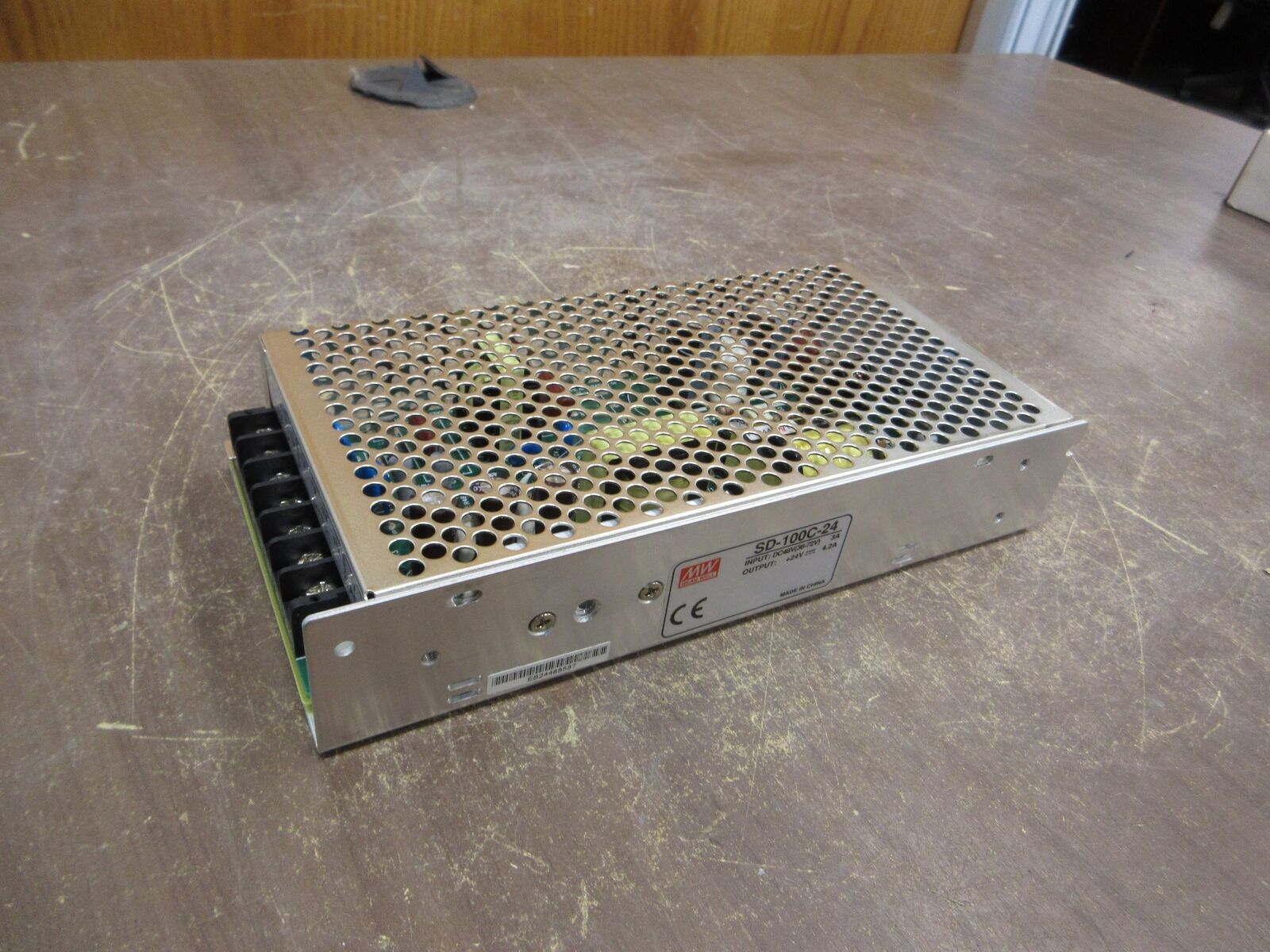 Mean Well DC-DC Converter SD-100C-24 Input: 48VDC 3A Output: 24VDC 4.2A