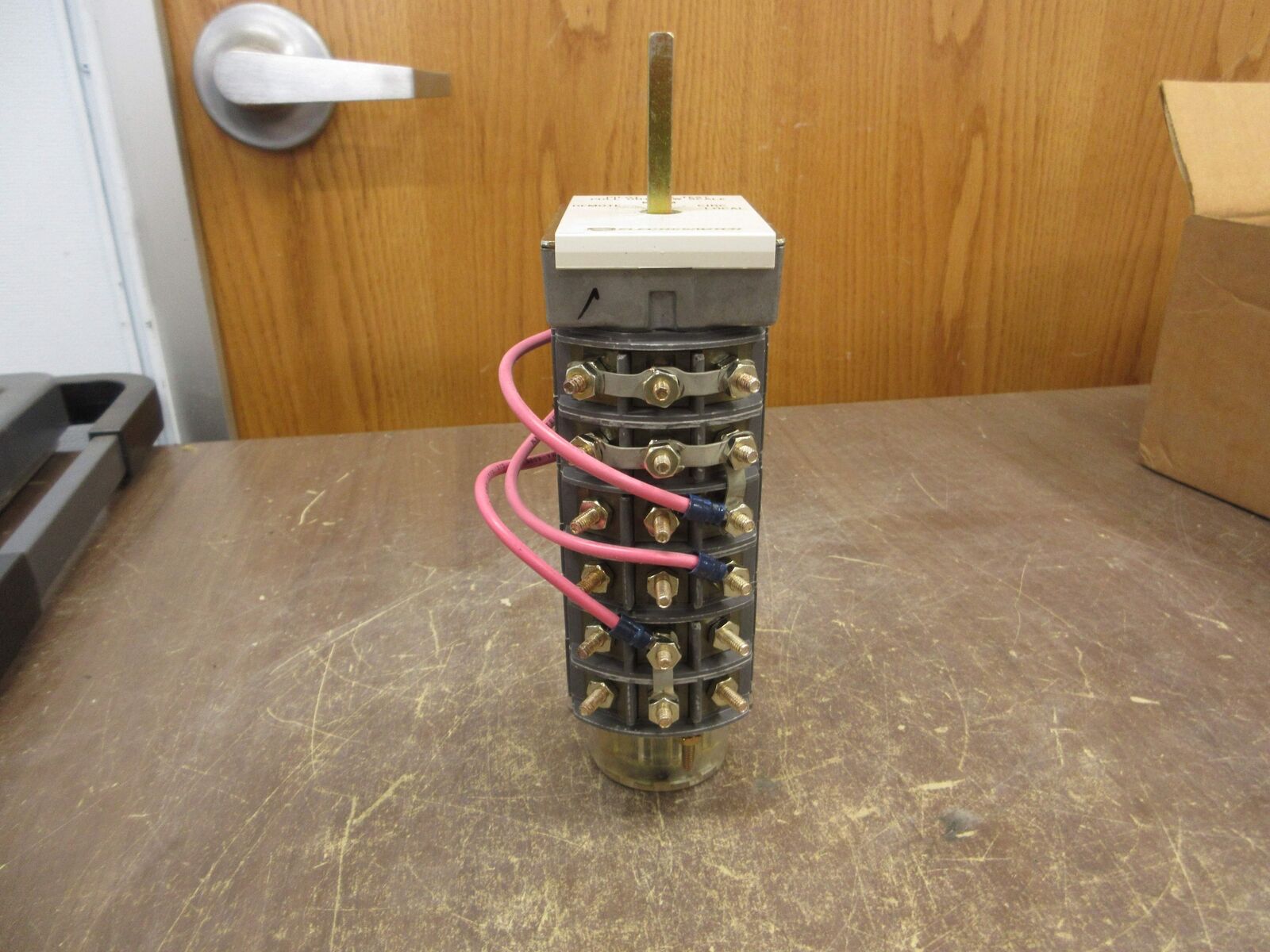 Elecroswitch Rotary Switch 508A468G01 Pilot Wire Test Pullout Low Scale *No Hand