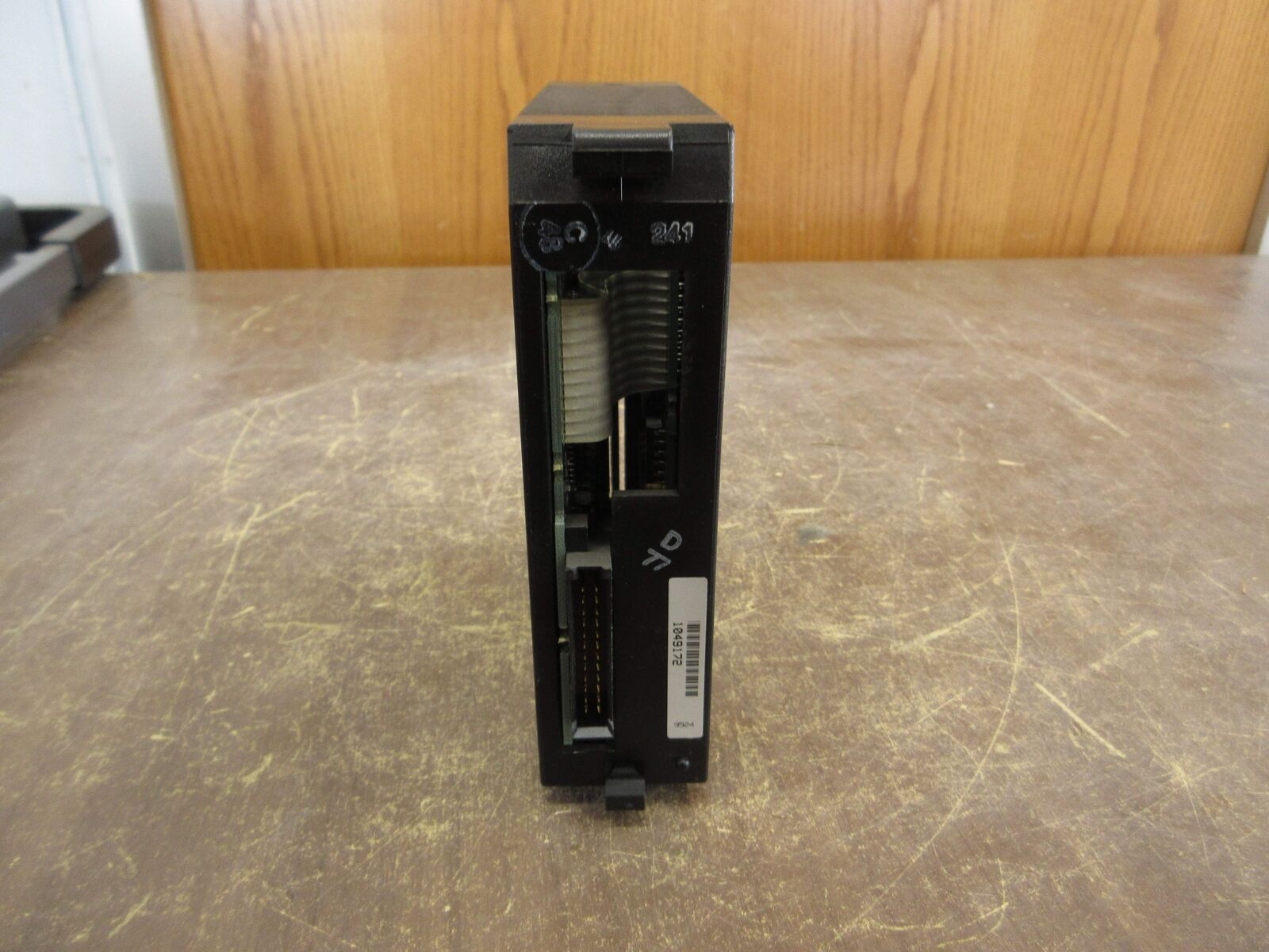 GE Fanuc Output Module IC693MDL753D 12/24VDC 0.5A 32PT Used