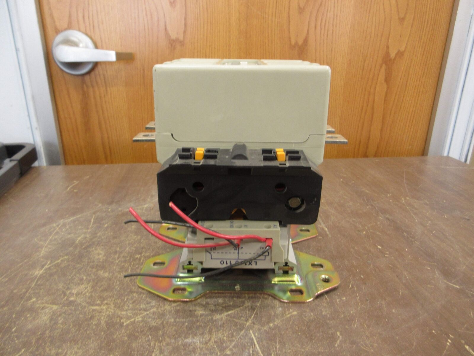 Telemecanique Contactor LC1 F 400 120V Coil 420A 600V Used
