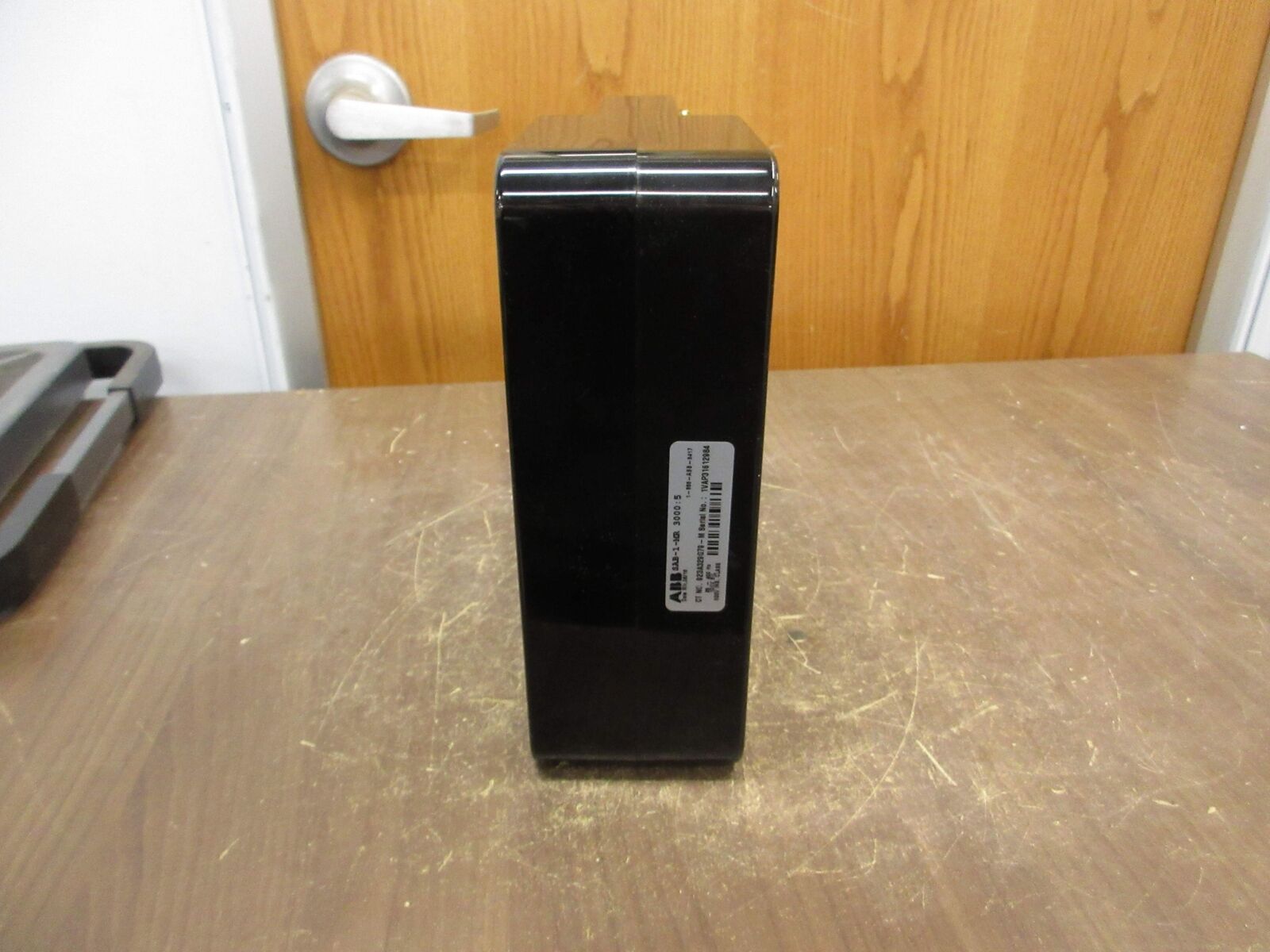 ABB SAB-1-MR Current Transformer 923A329G79 Ratio 3000:5A 600V 25-400Hz 10kV BIL