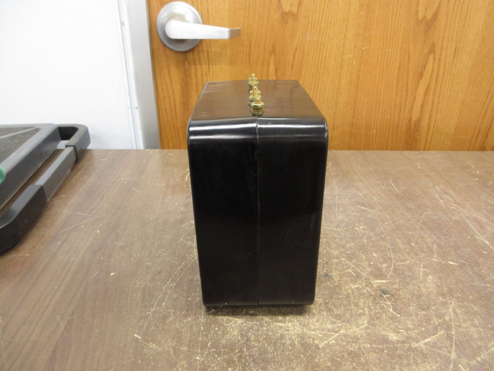 ABB SCG-5 Current Transformer 7525A30G23 Ratio 2000:5A 600V 50-400Hz 10kV BIL