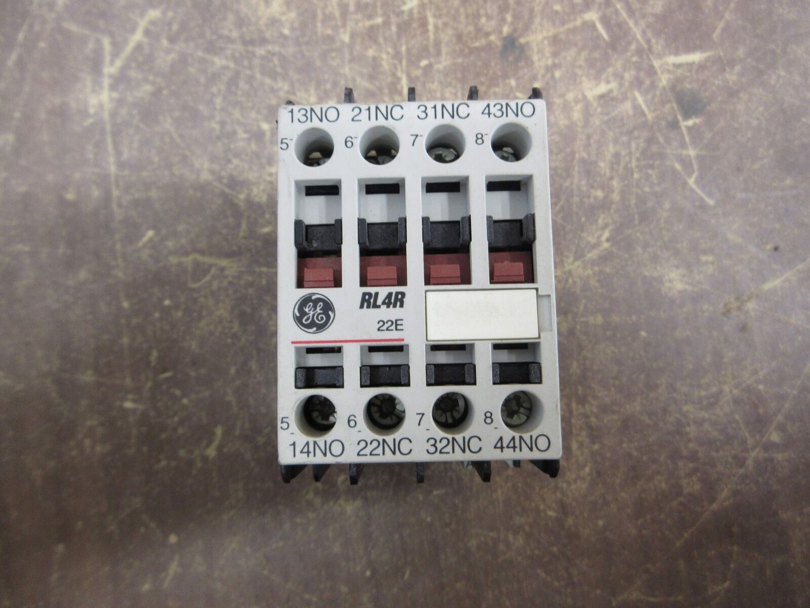 GE Contactor RL4RA022T 120V Coil 20A 600V *Chipped Corner* Used