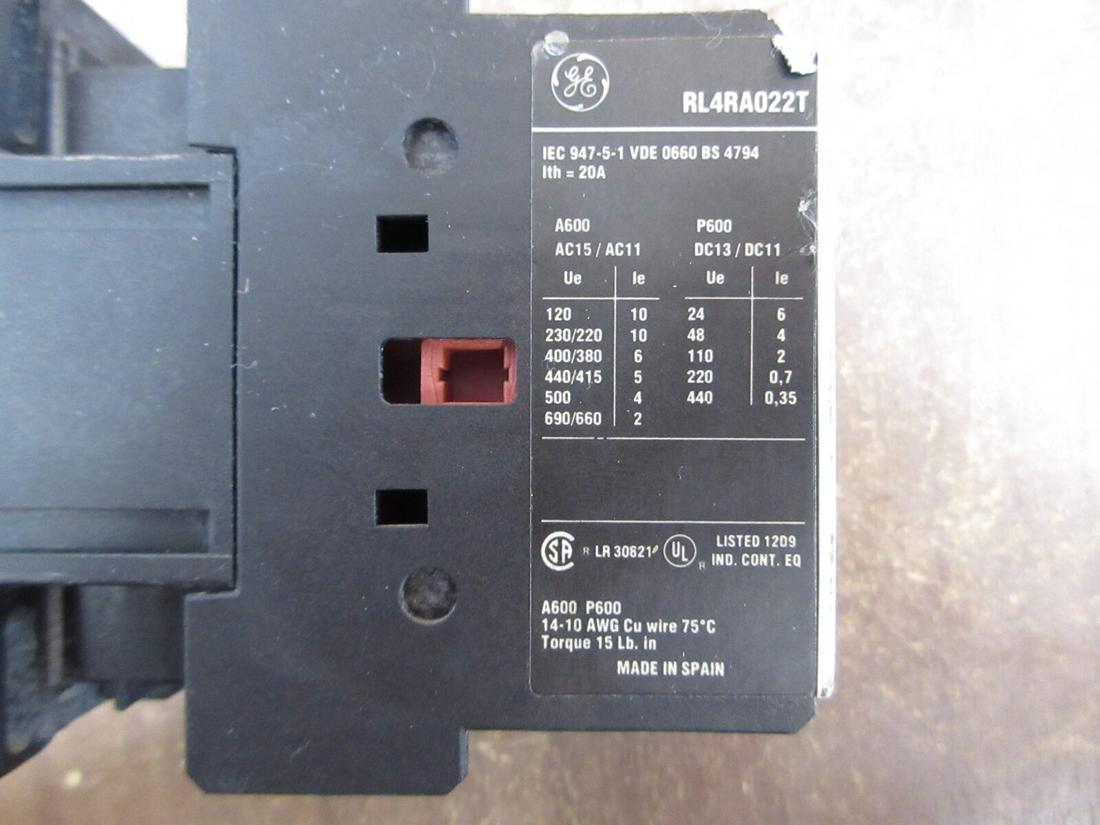GE Contactor RL4RA022T 120V Coil 20A 600V *Chipped Corner* Used