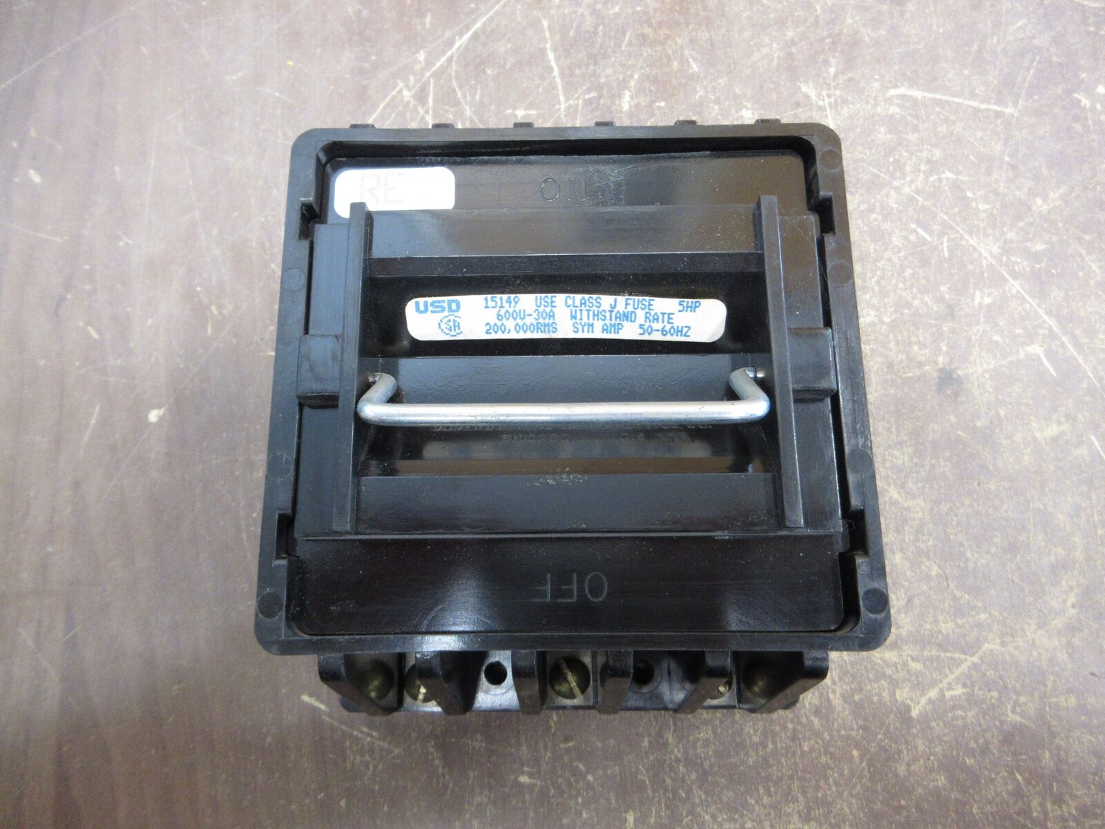 USD Fuse Pullout Switch 15149 30A 600V 3P w/ (3) 25A Fuses Used