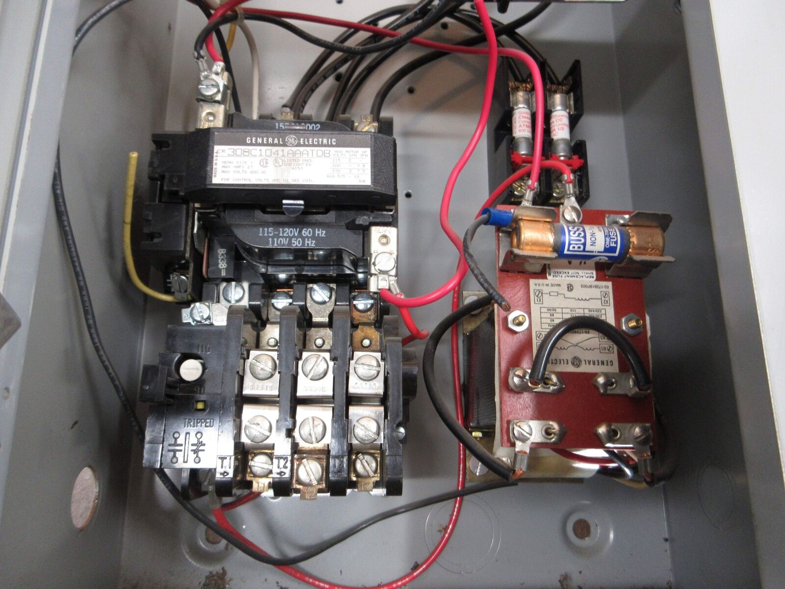 GE Non-Fusible Size 1 Combination CR308C1041AAATDB 115-120V Coil 27A Used
