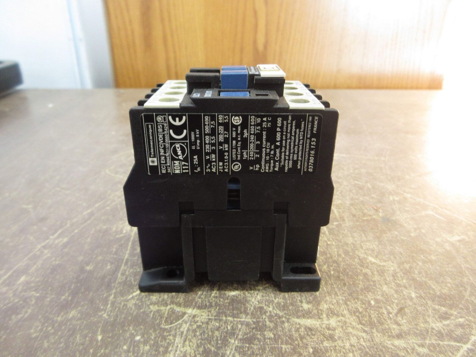 Telemecanique Contactor LC1 D12 01 120V Coil 25A 600V Used