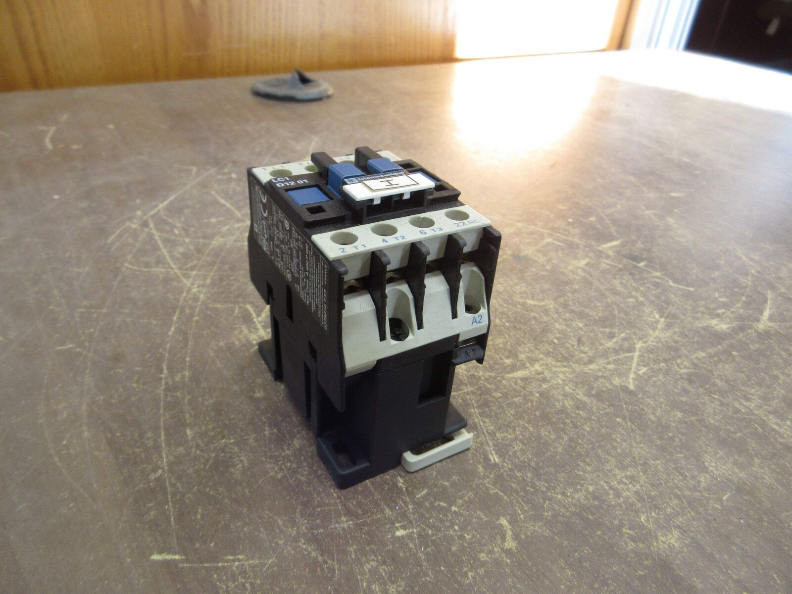 Telemecanique Contactor LC1 D12 01 120V Coil 25A 600V Used