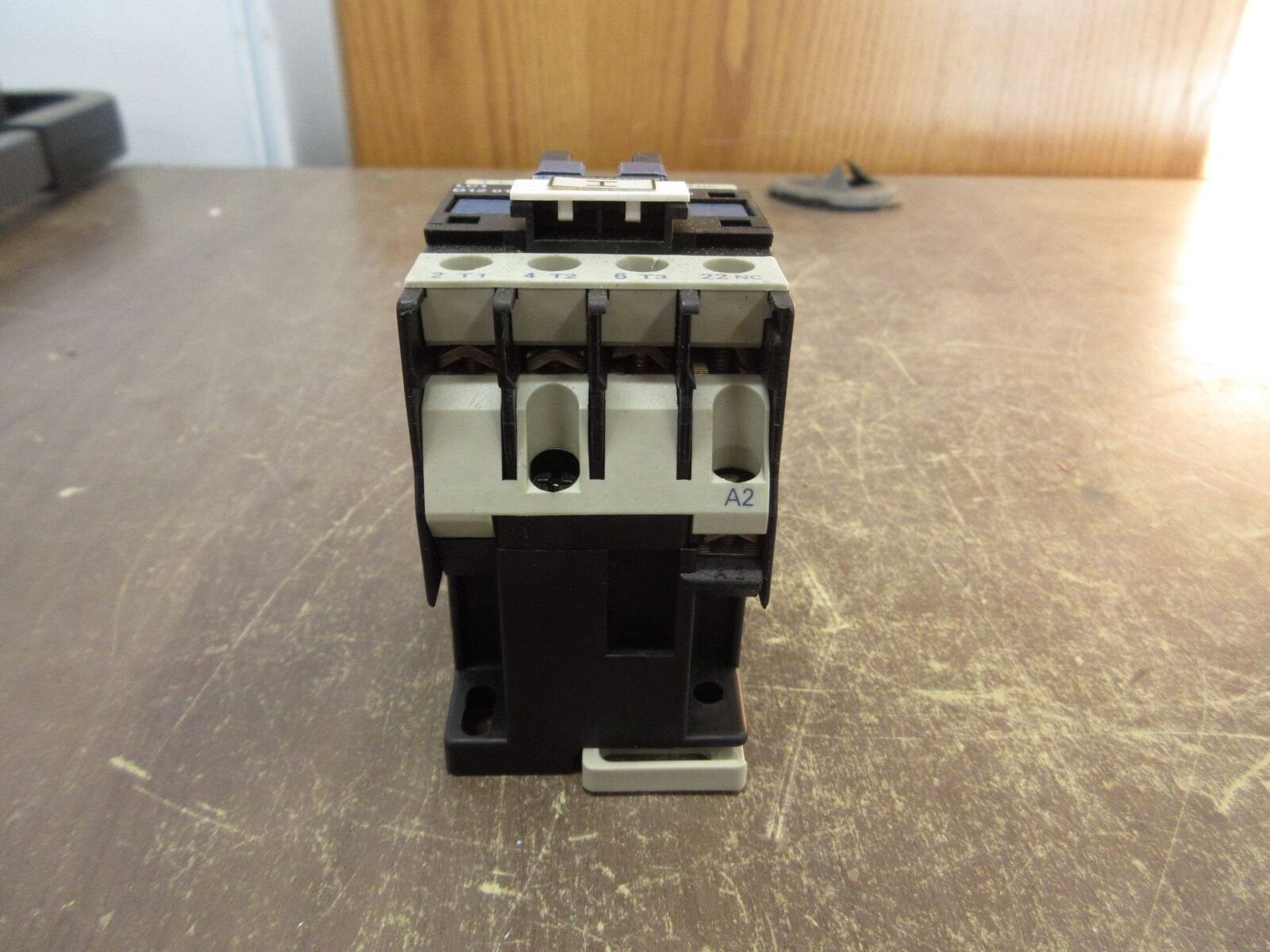 Telemecanique Contactor LC1 D12 01 120V Coil 25A 600V Used