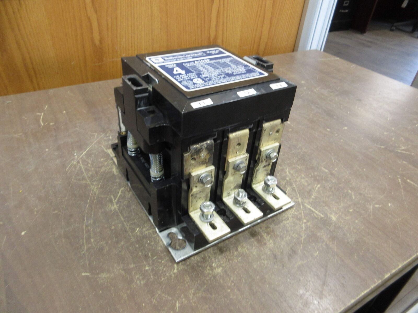 Telemecanique Size 4 Contactor A103F 480V Coil 150A 600V *Broken Corner* Used